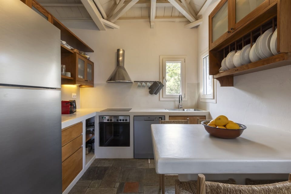 The welcoming kitchen.