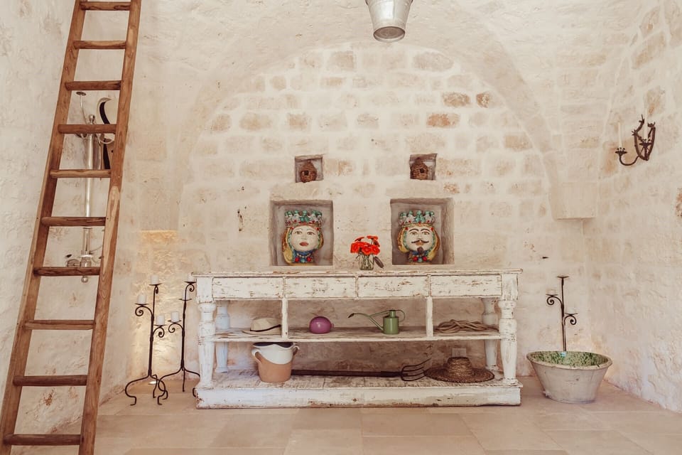 The welcoming entrance hall is a beautifully conceived homage to Puglian country living. 