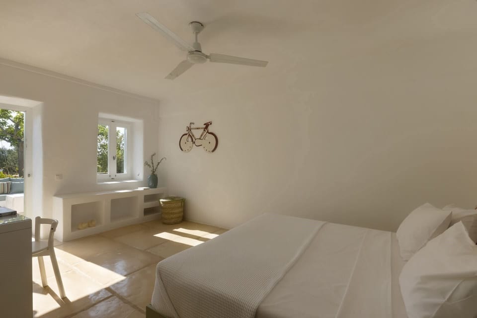 The gueshouse's bedroom, a double-twin. (bedroom 6)