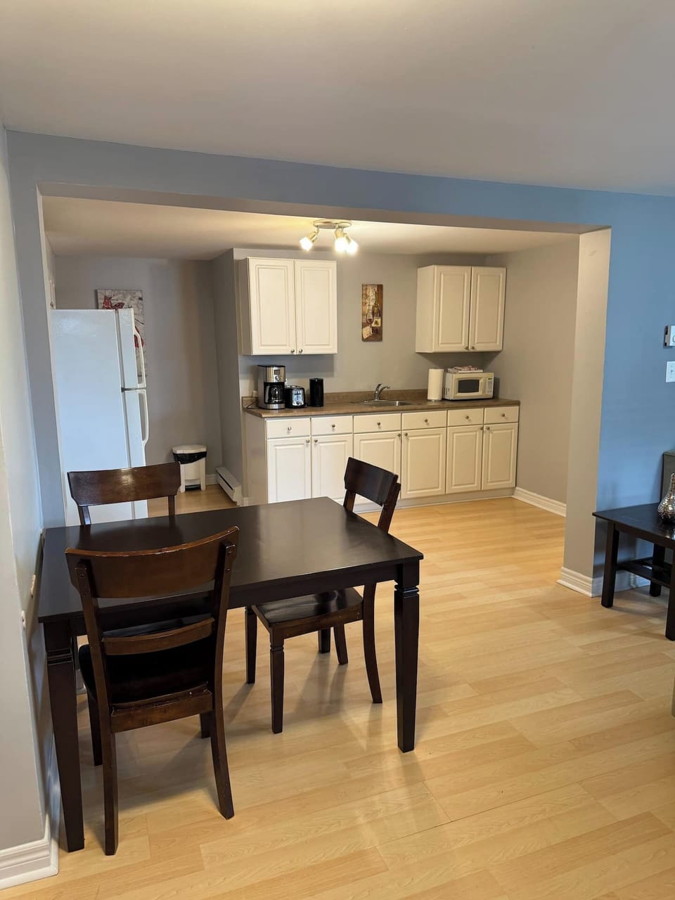 Bright dining area next to the kitchen