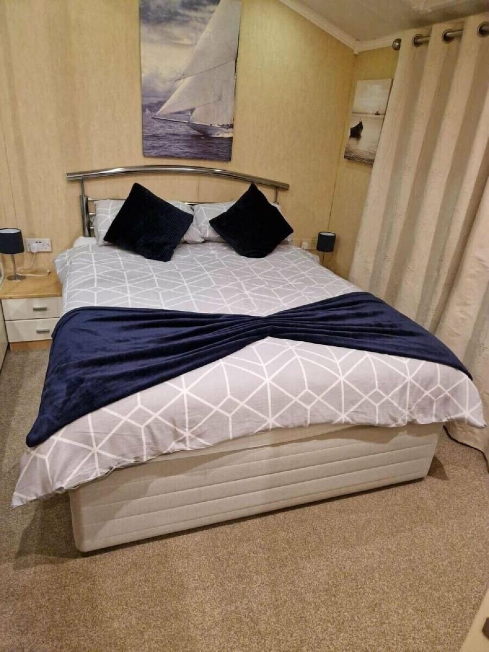 2 bedrooms, individually decorated, individually furnished, free WiFi