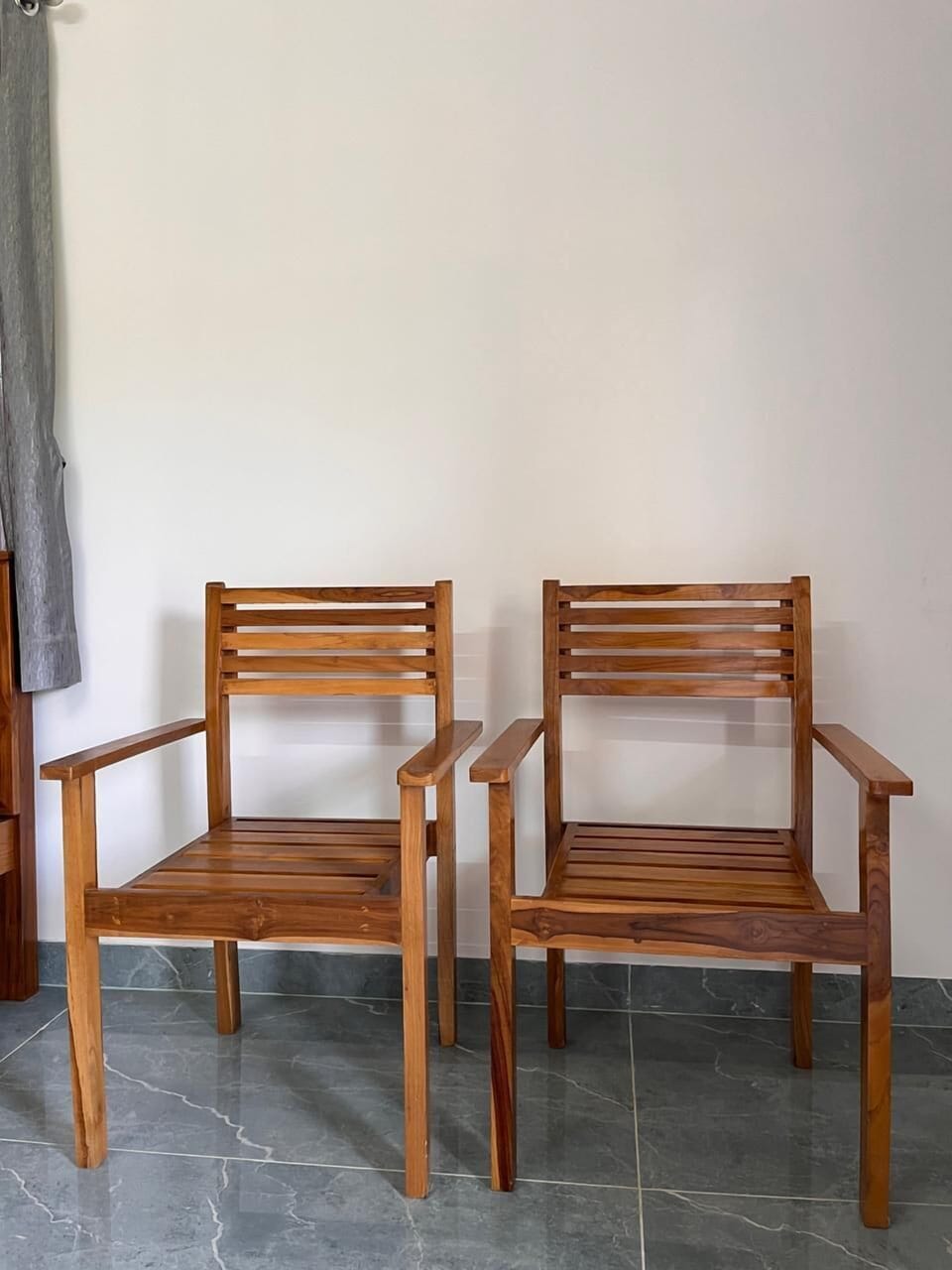 Deluxe Room, Air conditioning, Garden View | Living area