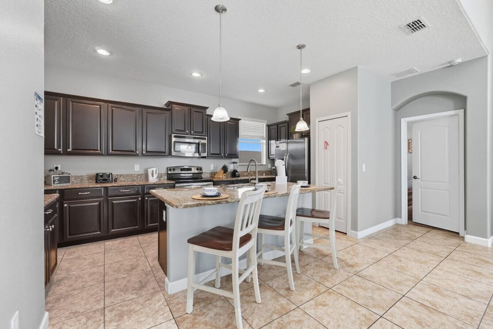 Large island with stools for casual dining