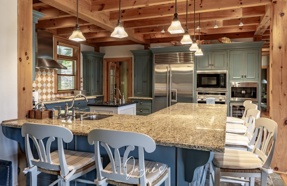 Kitchen &amp; Bar Seating (3)