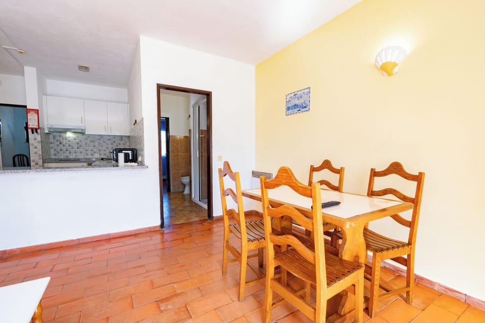 Apartment, 1 Bedroom | Living area