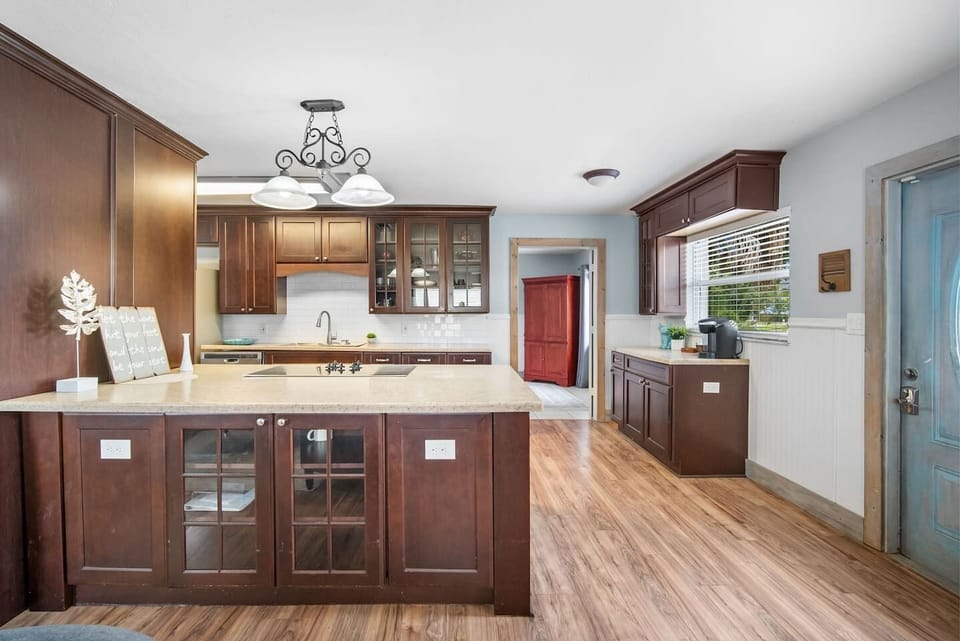Kitchen island