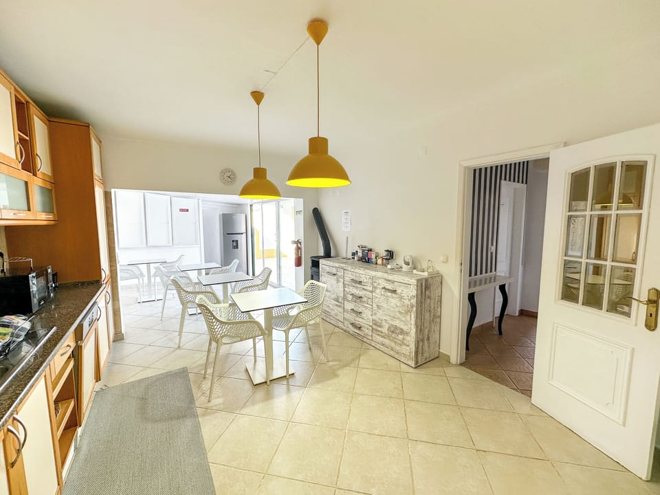 Shared kitchen facilities