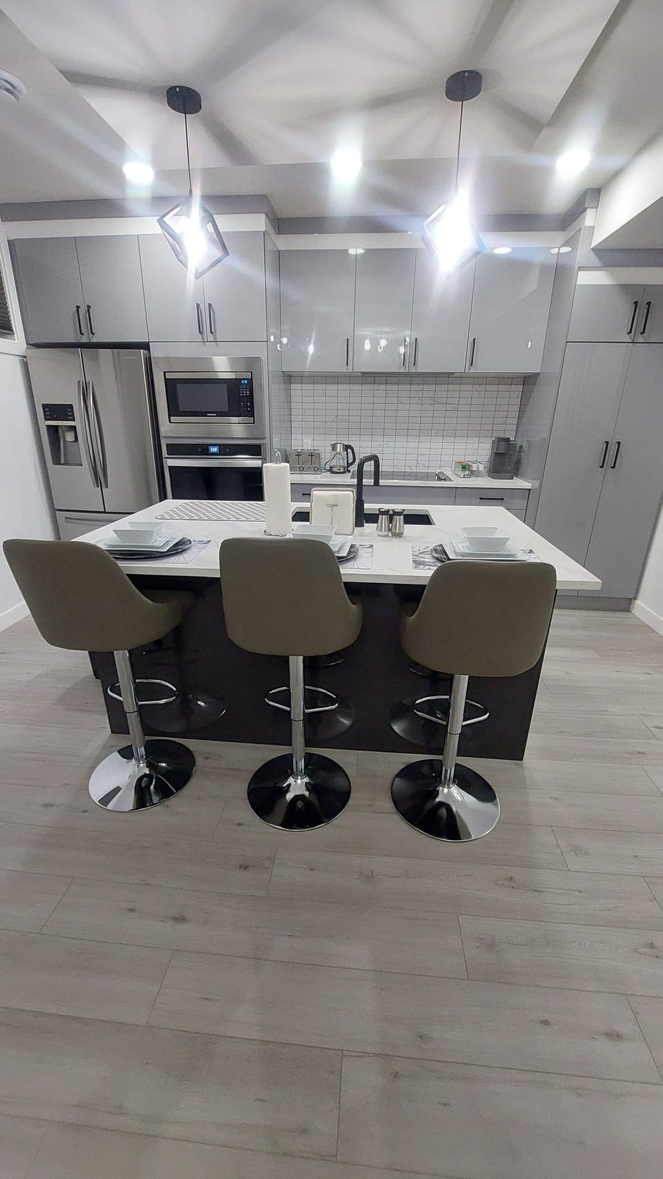 Full Kitchen View 