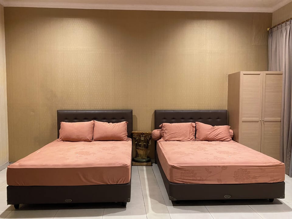 Room, Mobility Accessible