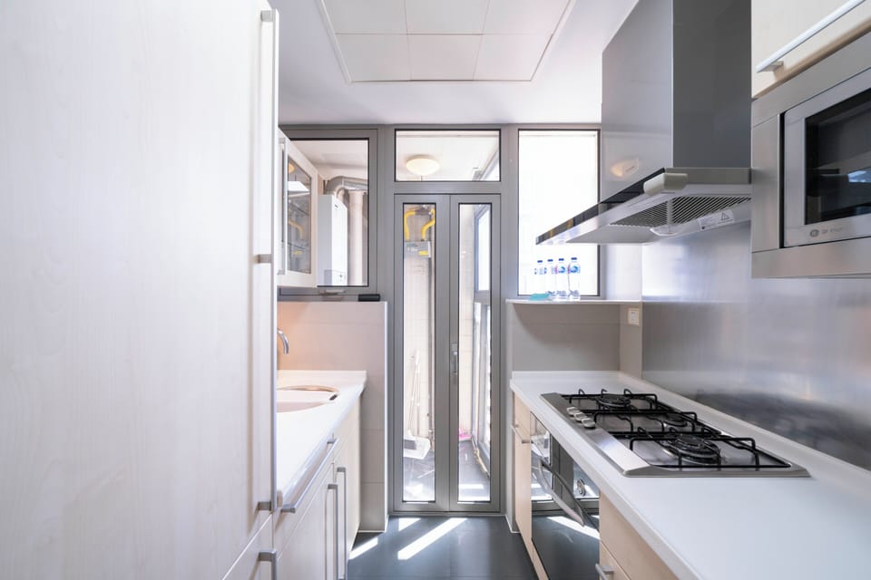 Superior Apartment, 2 Bedrooms, Kitchen, City View | Private kitchen