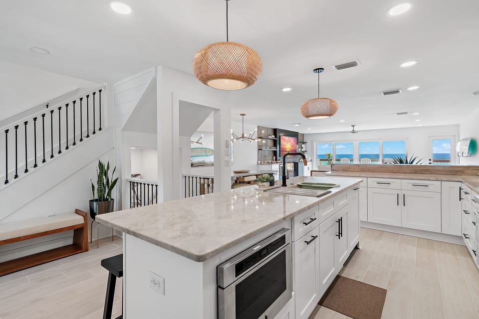 Stunning, Fully Stocked Kitchen - cook delicious meals and dine while overlooking the Gulf of Mexico!