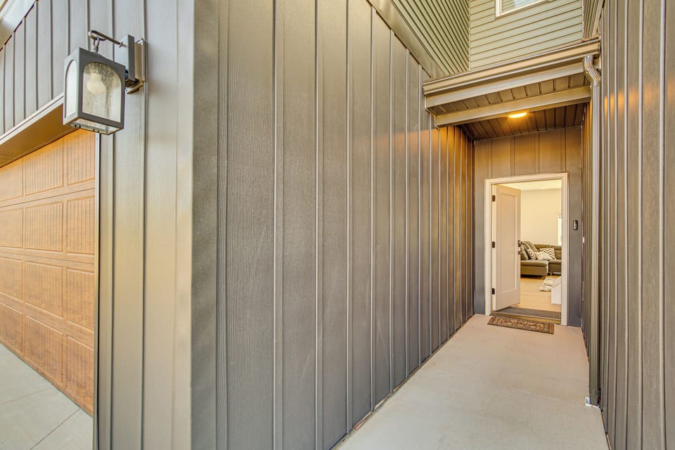 Unit Entrance