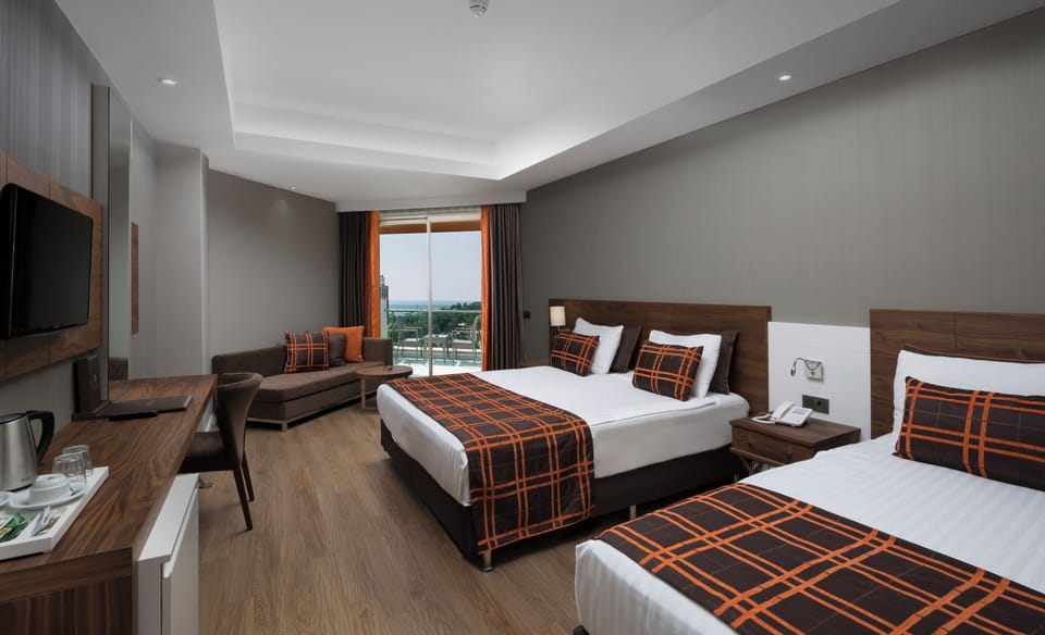 Premium bedding, minibar, in-room safe, soundproofing