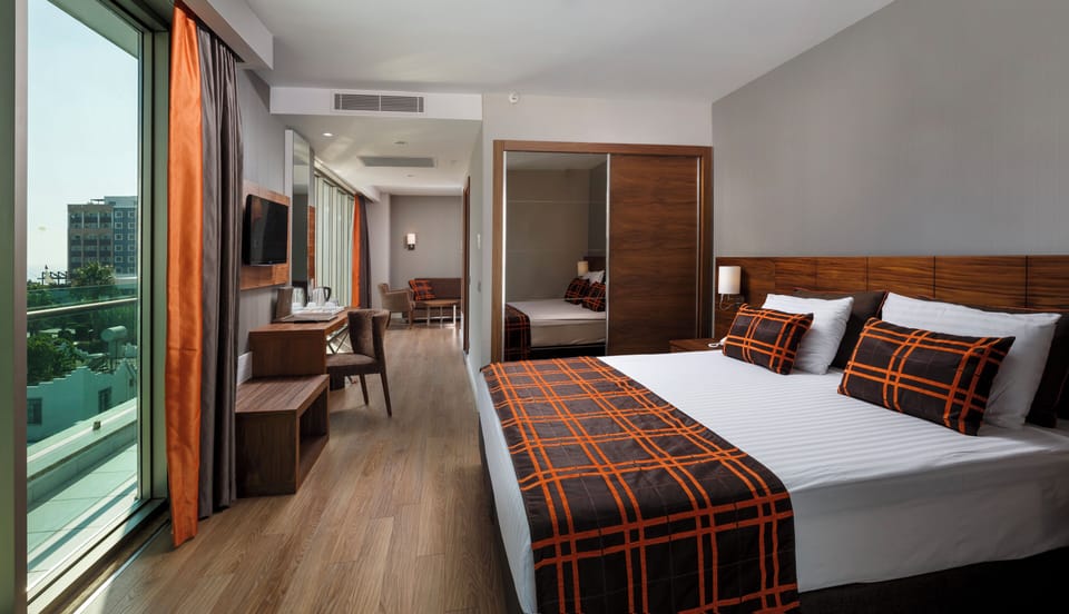 Premium bedding, minibar, in-room safe, soundproofing