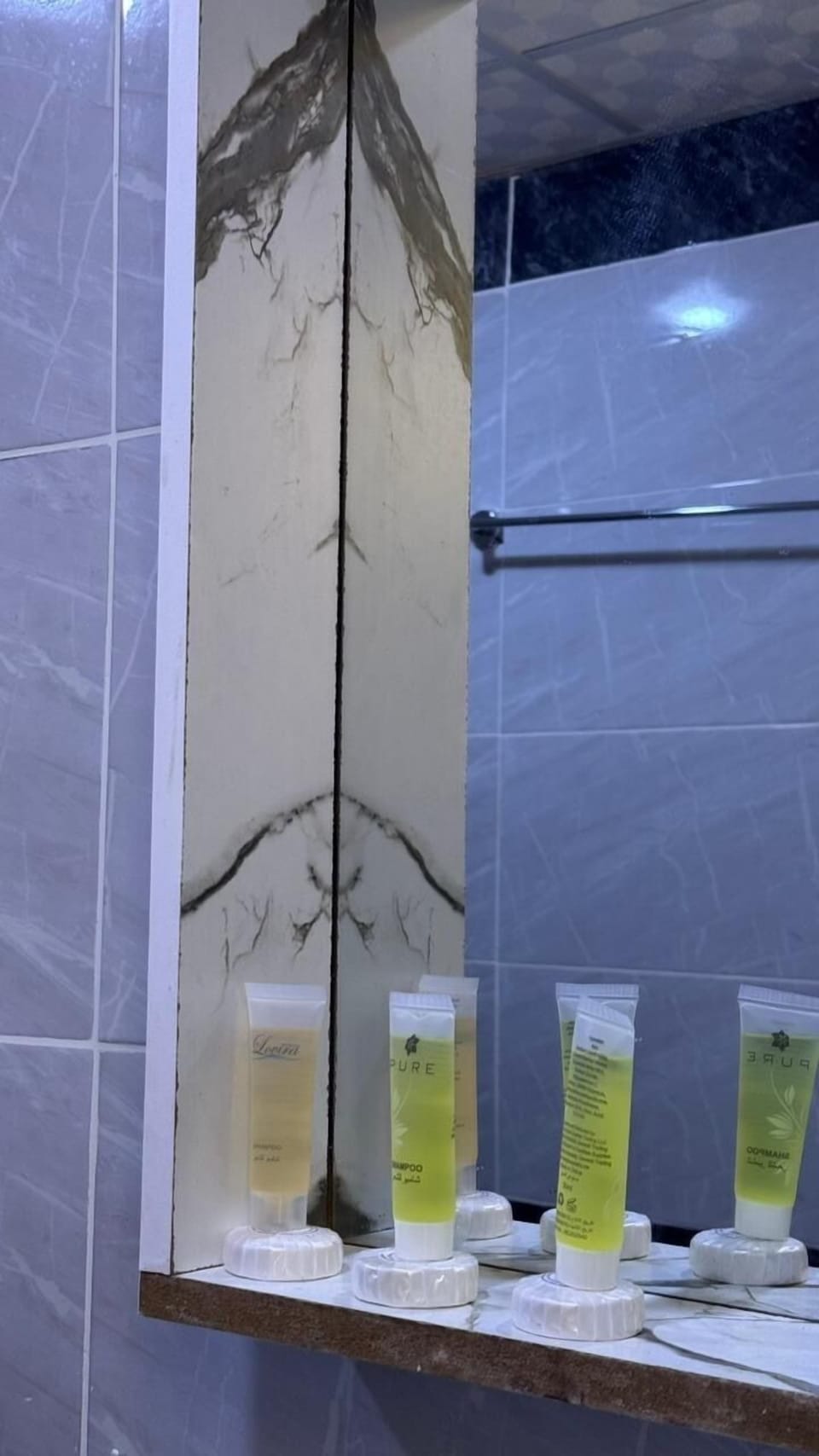 Slippers, bidet, towels, soap