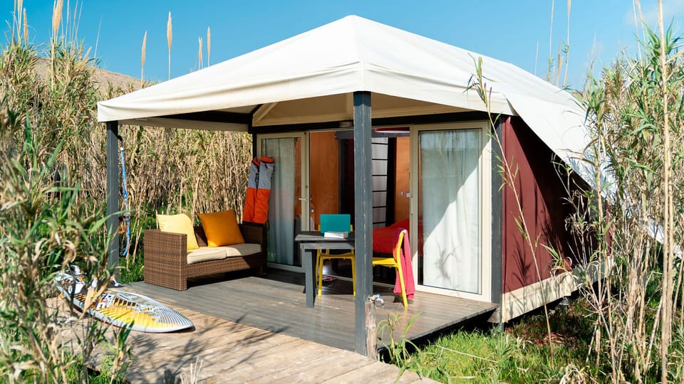Deluxe Tent | In-room safe, free WiFi, wheelchair access