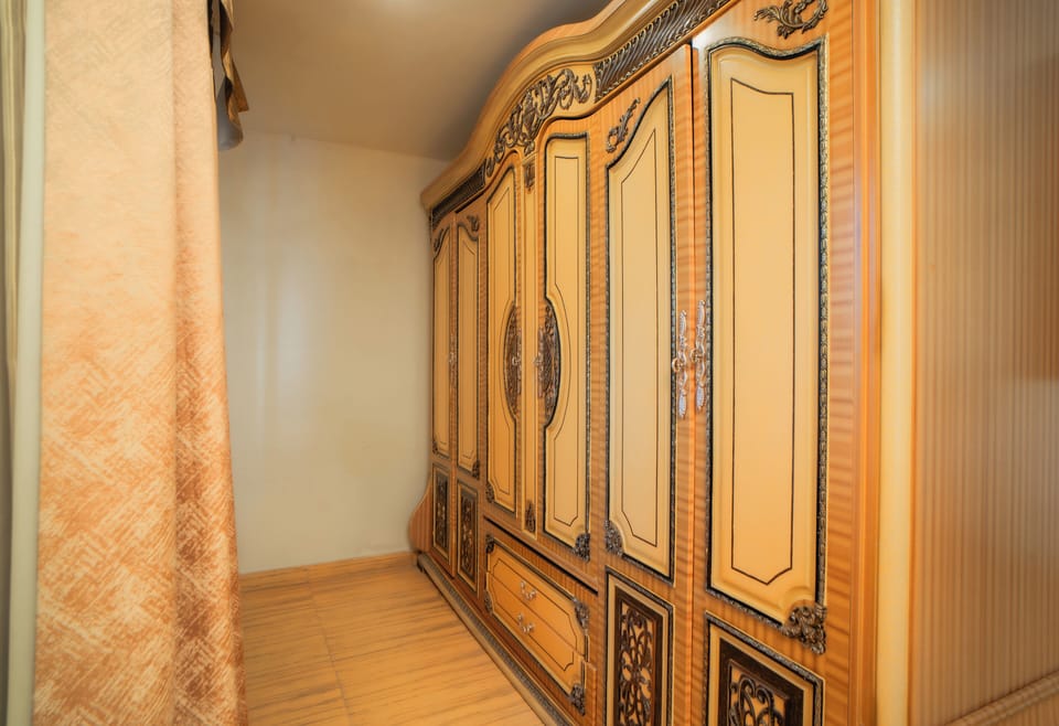 Royal Suite | 1 bedroom, in-room safe, desk, soundproofing