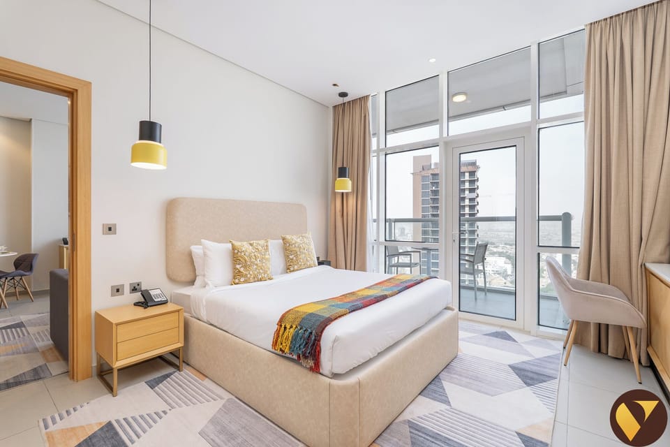 Luxury Apartment, Balcony, City View | Egyptian cotton sheets, premium bedding, in-room safe
