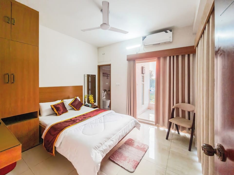 Deluxe Double Room, City View | Free WiFi