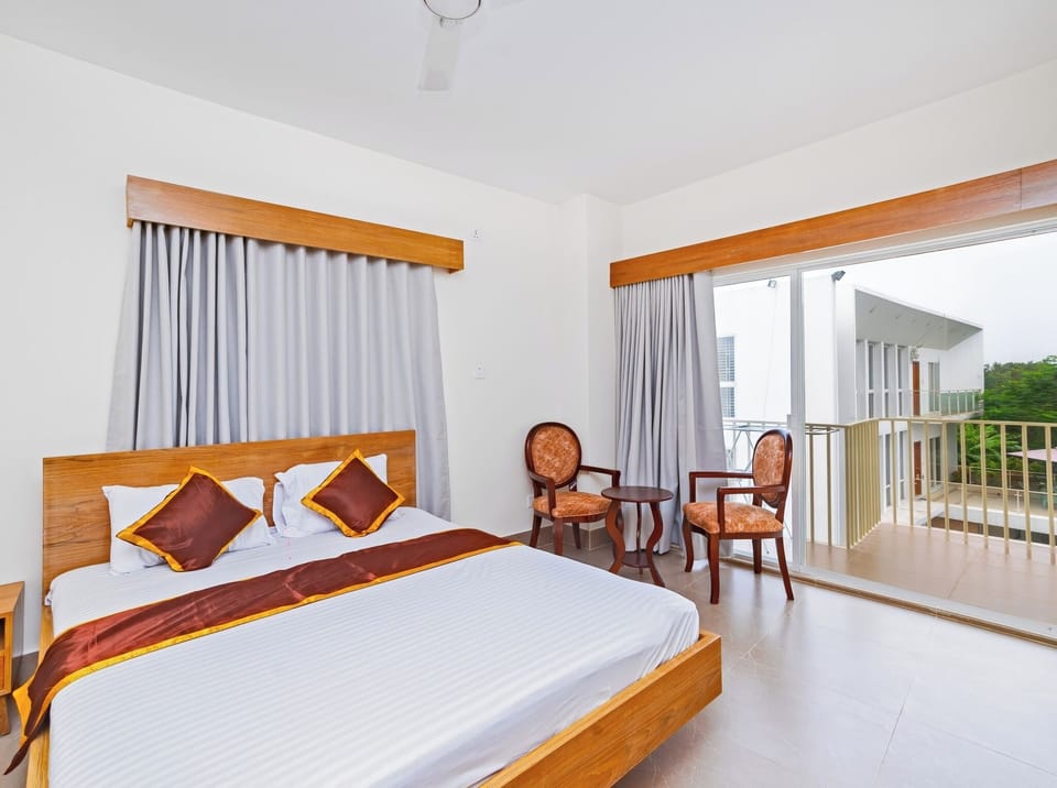 Deluxe Double Room, City View | Free WiFi