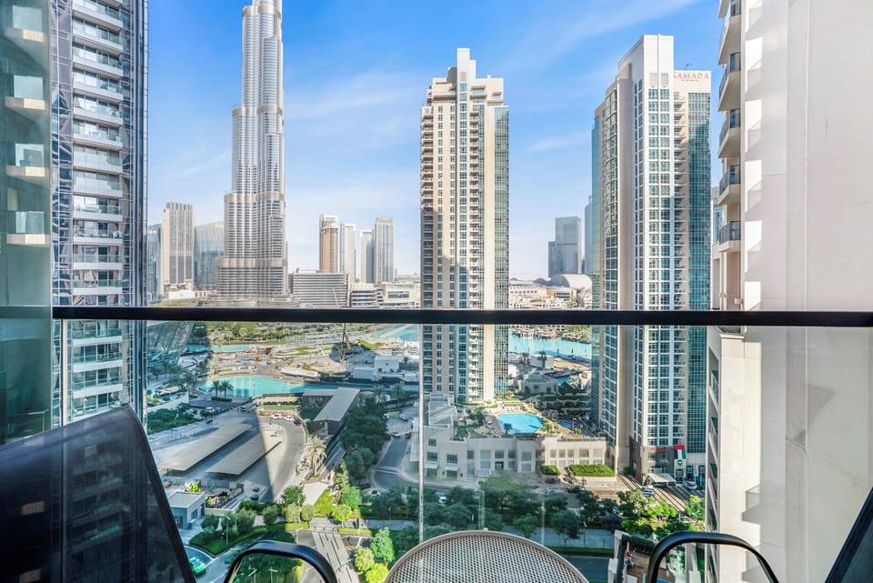 Sip your morning coffee while soaking in stunning Burj Khalifa views!