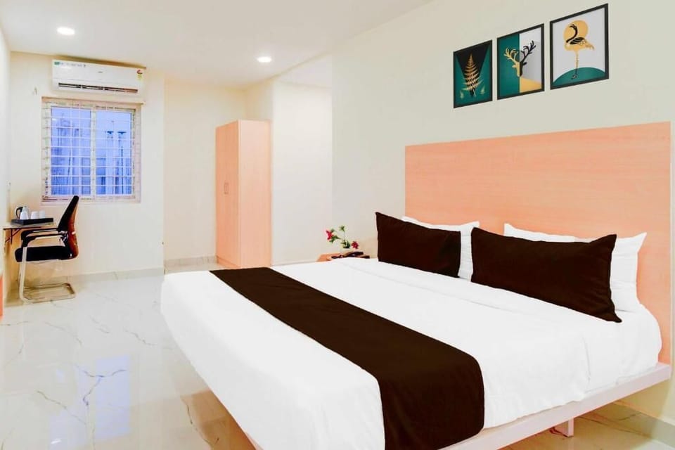 Blackout drapes, iron/ironing board, free WiFi