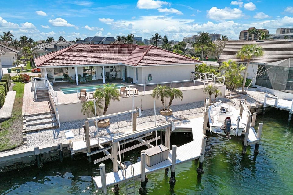 Rear View of House and Dock with guest useable lift