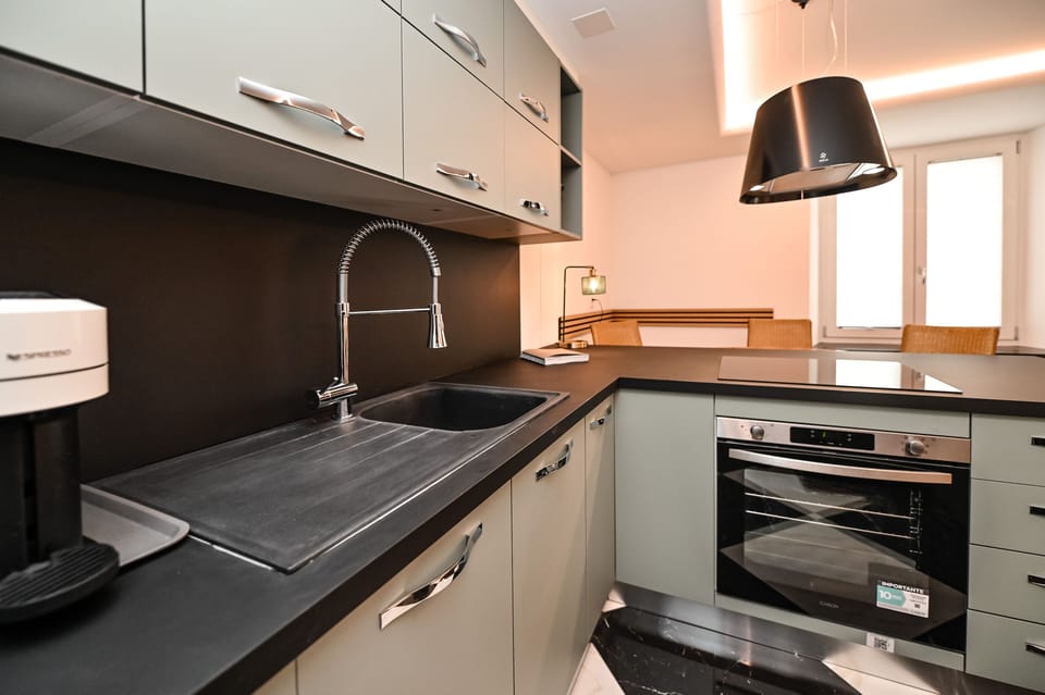 Apartment, 1 Bedroom, Accessible, City View | Interior