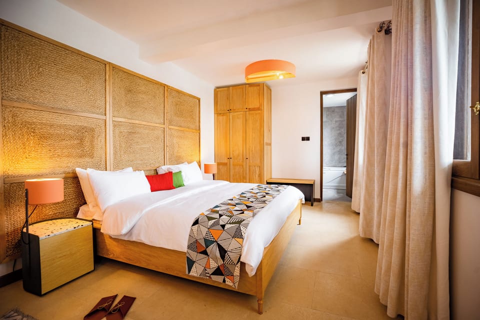 Deluxe Villa, Balcony, Lake View | In-room safe, desk, laptop workspace, soundproofing