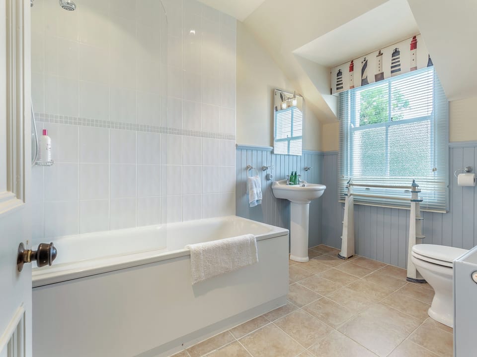 Bathroom | Lochcarron Lodge, Strathcarron
