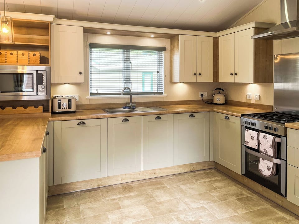 Kitchen | Glen View Lodge, Dunbar
