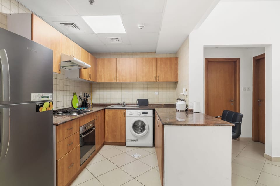 Classic Apartment, 1 Bedroom, City View | Private kitchen | Electric kettle, rice cooker, eco-friendly cleaning products, freezer