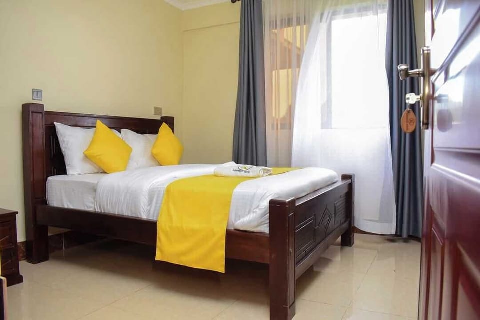 Deluxe Double Room | Individually decorated, individually furnished, free WiFi, bed sheets