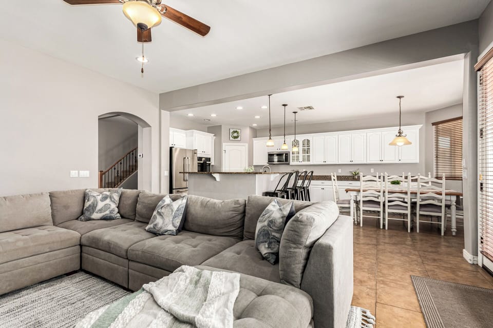 Open shared space so you can spend time together. 