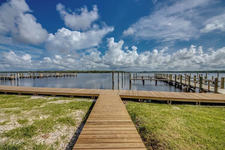 Fishing pier