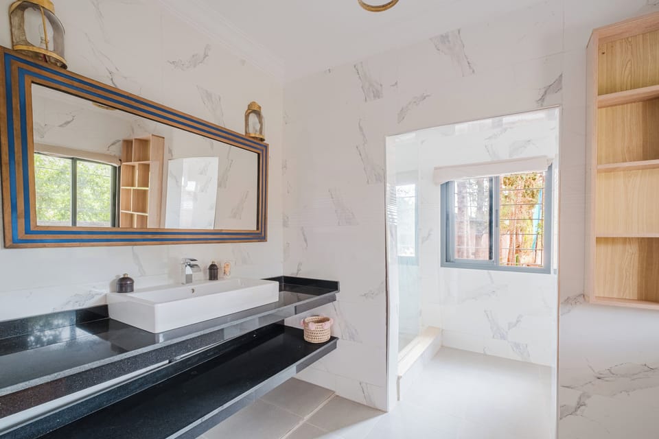 Exclusive Villa, Multiple Bedrooms | Bathroom