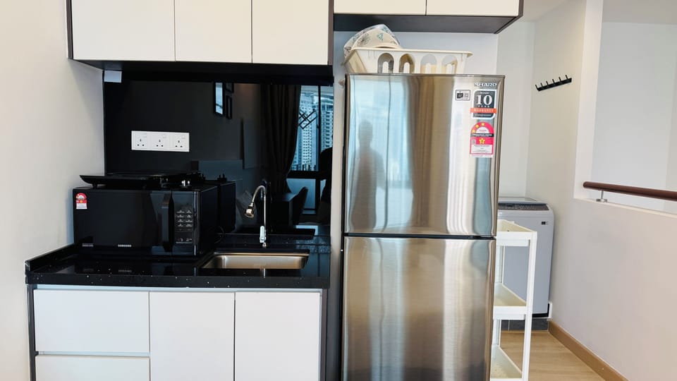 Deluxe Studio Suite, Balcony | Desk, laptop workspace, blackout drapes, iron/ironing board