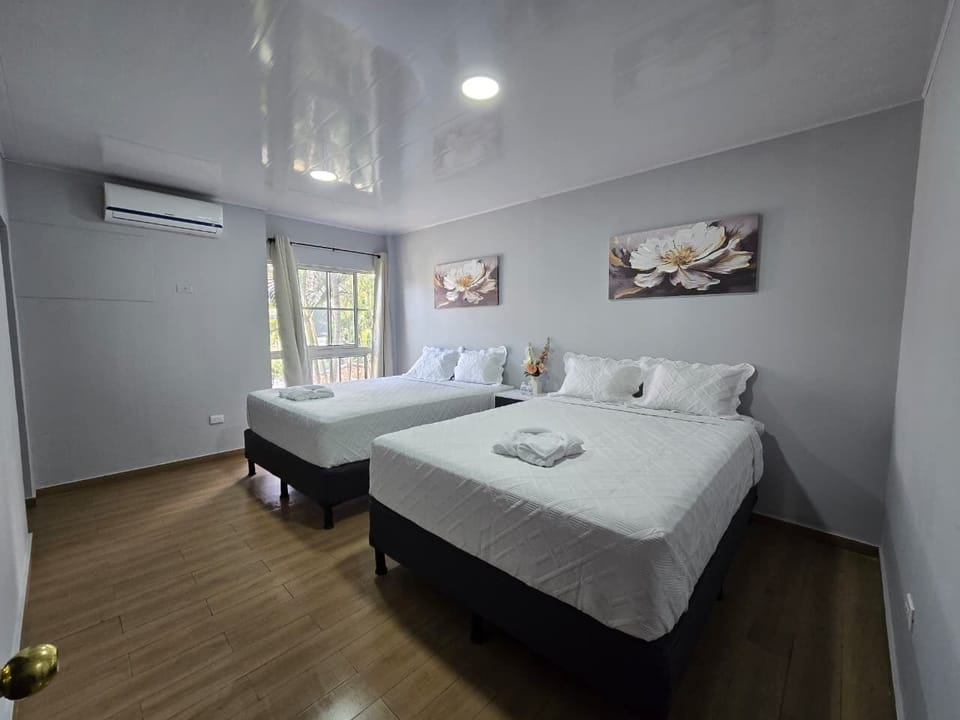 Basic Double Room | WiFi (free)