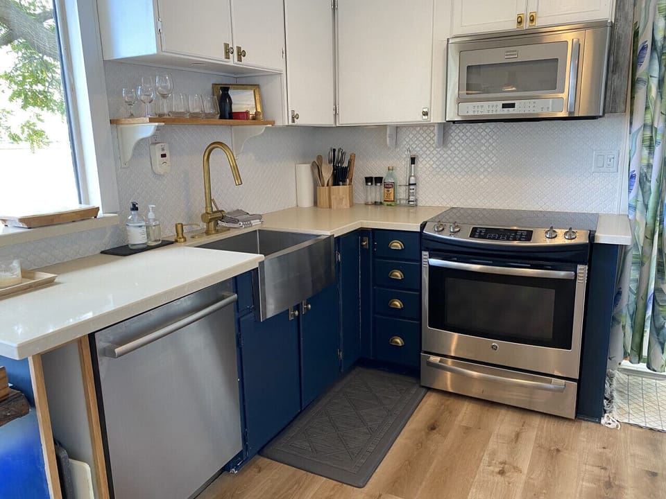 Fully equipped kitchen with stainless steel appliances