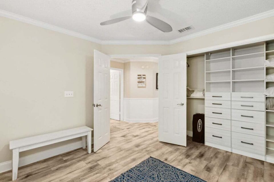 Versatile downstairs guest room with Full Murphy bed