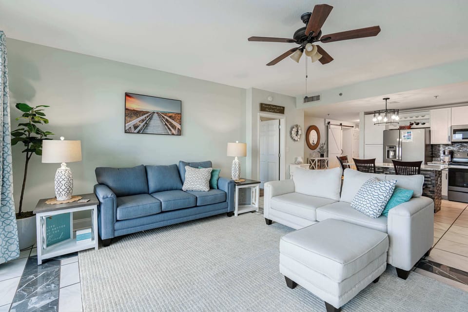 Condo, Multiple Beds, Balcony (Wharftown Retreat) | Living area