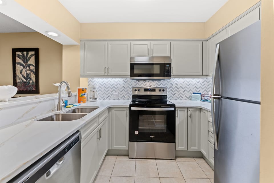 Well equipped Kitchen