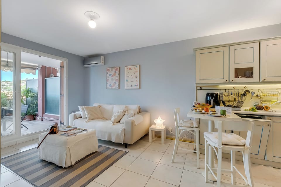Living and dining room