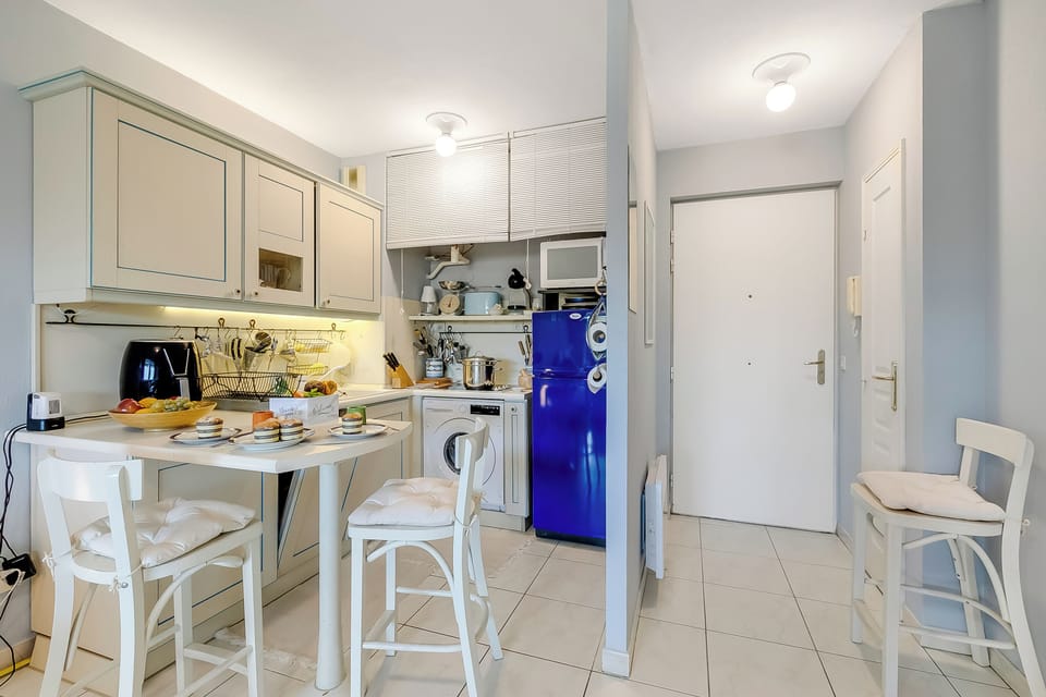 Kitchenette