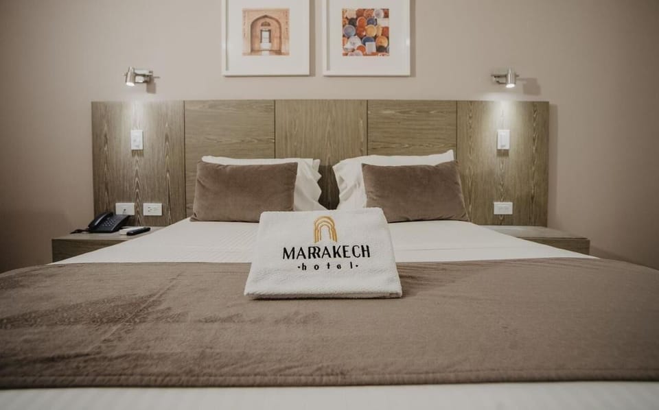 Comfort Room | In-room safe, blackout drapes, WiFi (free)