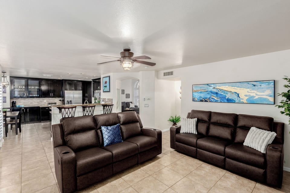 Recliner Sofas 