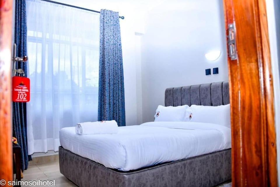 Deluxe Single Room, City View | Soundproofing, free WiFi, bed sheets