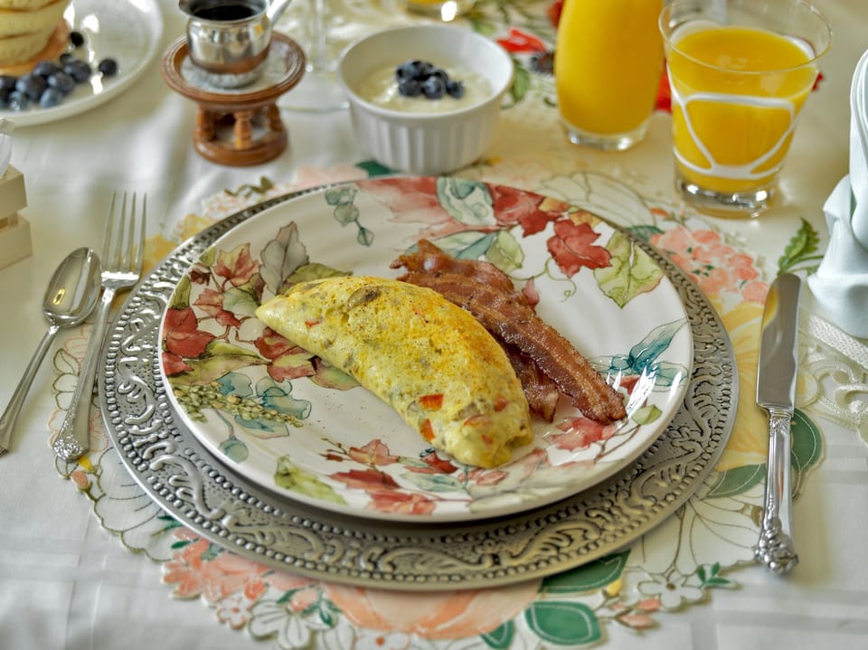 Free daily cooked-to-order breakfast