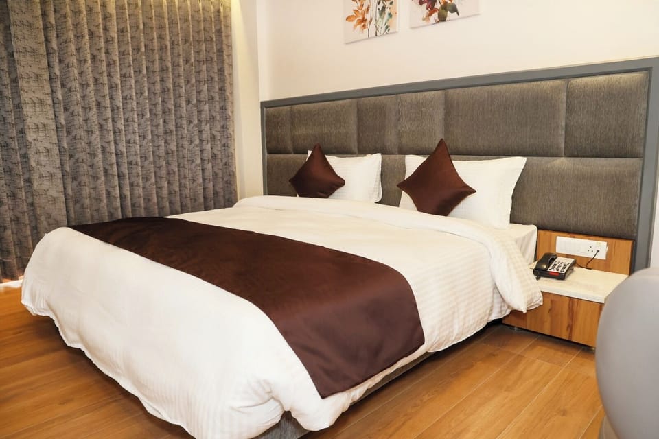 Blackout drapes, iron/ironing board, free WiFi