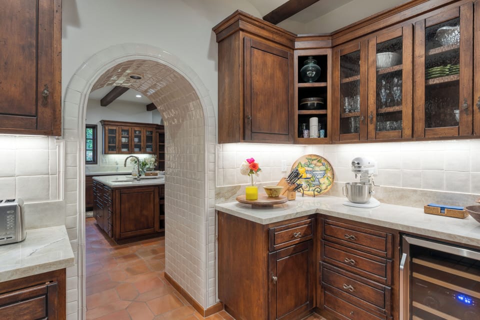 Fully stocked with reliable appliances and utensils.